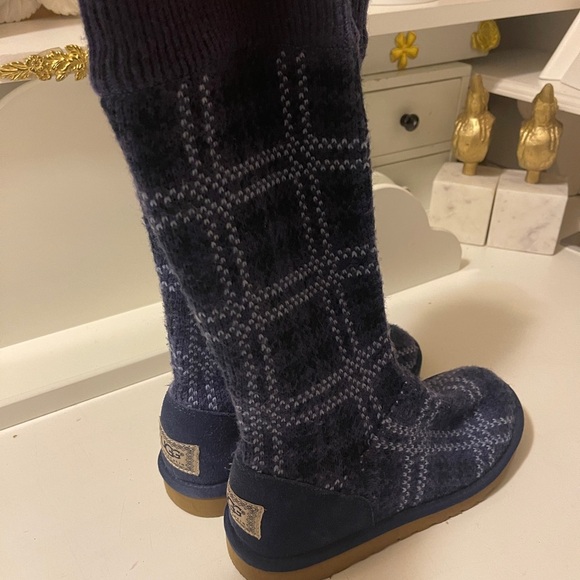UGG Australia Jasper 1963 Blue Tartan Plaid Knit Pull On Boots Women's Size - Picture 2 of 14